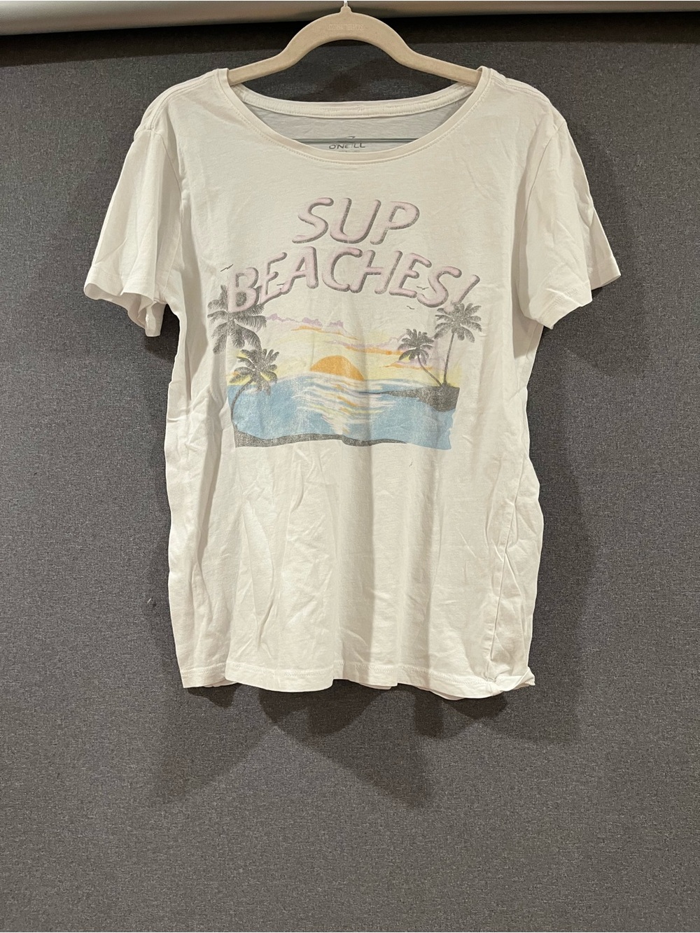 O'Neill Cream Graphic 'Sup Beaches' Tee with Pastel Sunset